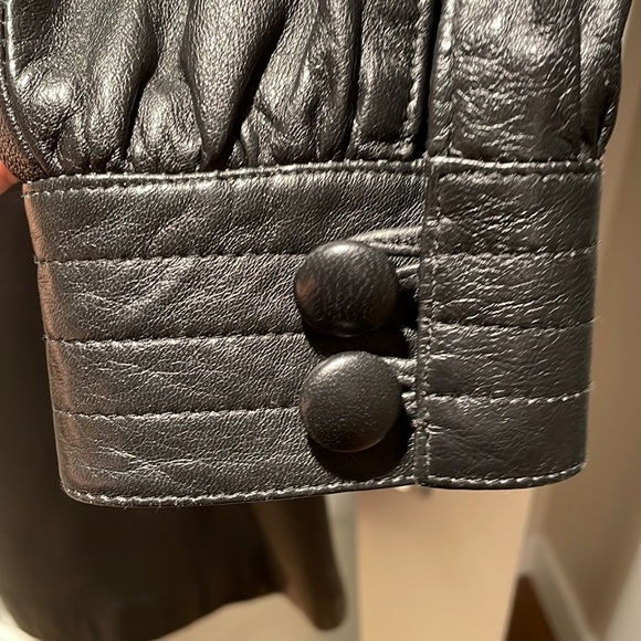 Leather Jacket - Picture 6 of 7